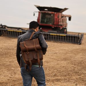 Parsons Roll Top Vintage Oiled Cowhide Backpack - Image 4