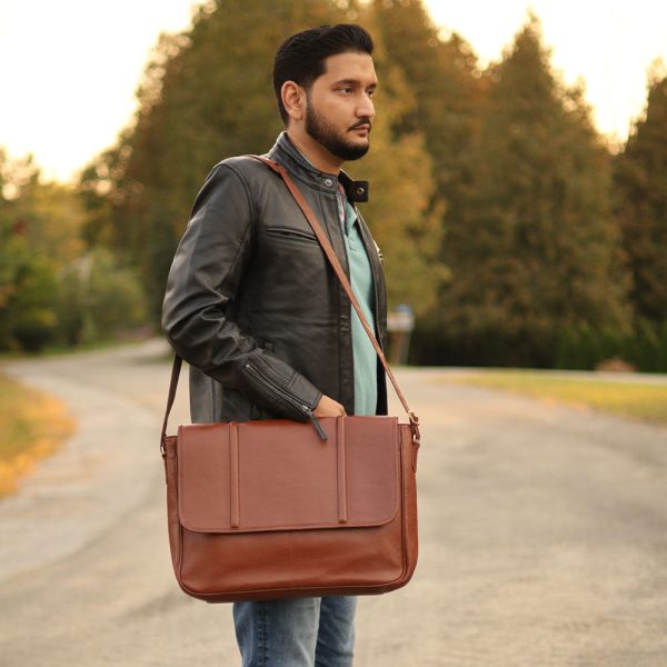 Men's leather Laptop/ Messenger bag - Image 3