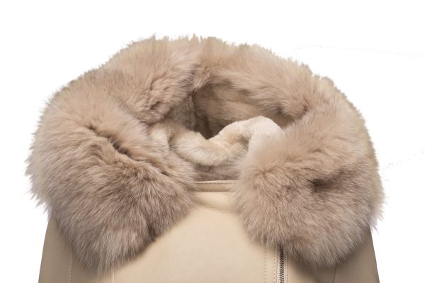 Gracie’s Hooded Sheepskin Shearling Jacket With Fox Fur - Image 4