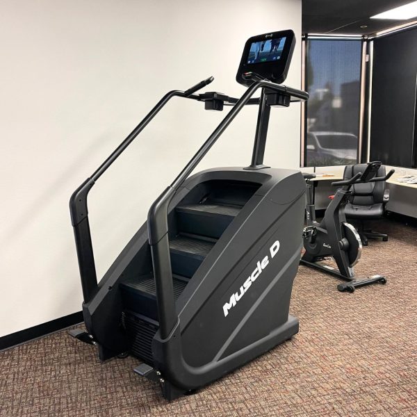 Elite Commercial Stair Climber – Touch Screen – Muscle D Fitness