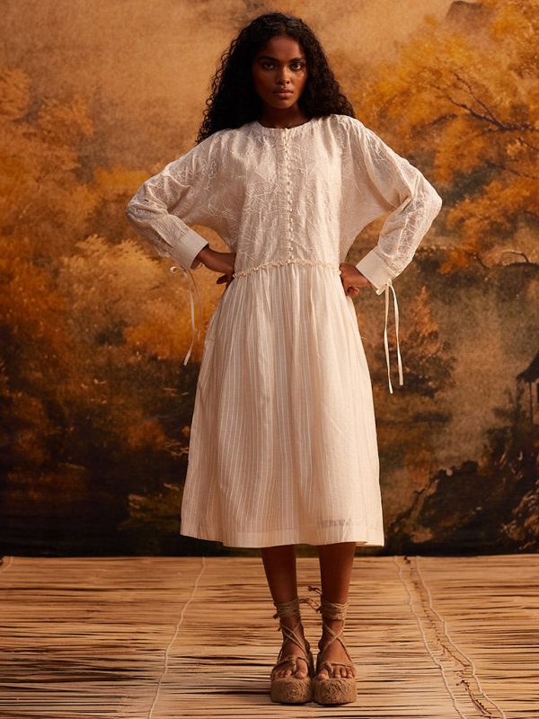 Tobira Dolman Dress - Image 2