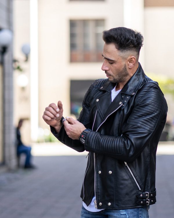 Micheals Biker style leather jacket with Snap buttons closure - Image 4