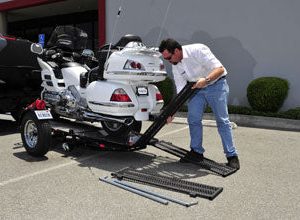 Single Ride-Up SRL Stand-Up™ Motorcycle Trailer - Image 10