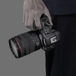 Canon EOS R5 Mark II + RF24-105mm F4 L IS USM Kit