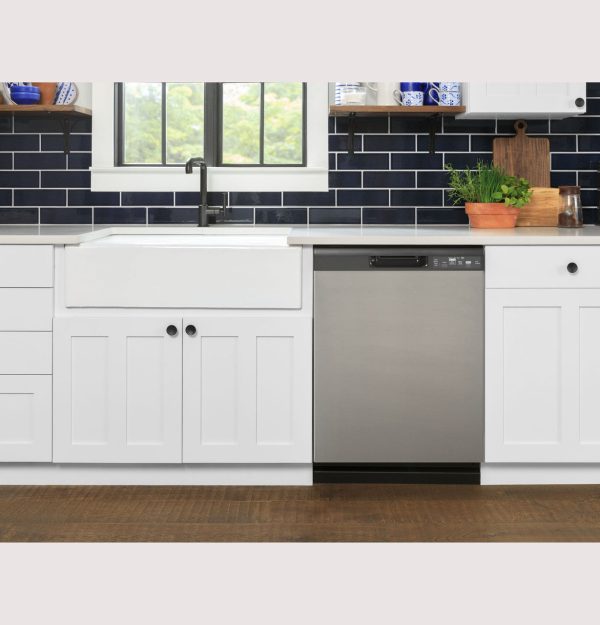 GE 24" Front Control Dishwasher with Steam Sanitize and 4 Wash Cycles - 55 dBa - Stainless Steel - Image 6