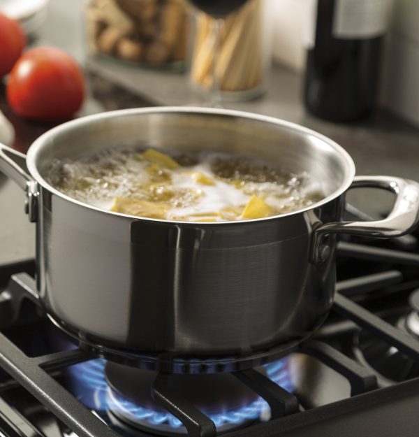 GE 30" Free-Standing Gas Range with Edge to Edge Cooktop - Stainless Steel - Image 8