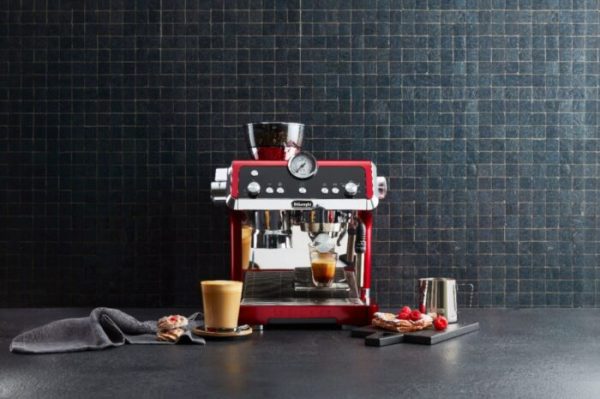 De’Longhi – La Specialista Prestigio Espresso Machine with Active Temperature Control and Dual Heating System – Red – - Image 3